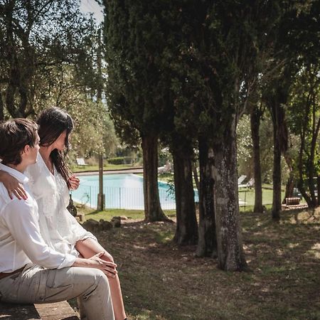 Il Borgo Di Terrensano Aparthotel Siena Bagian luar foto