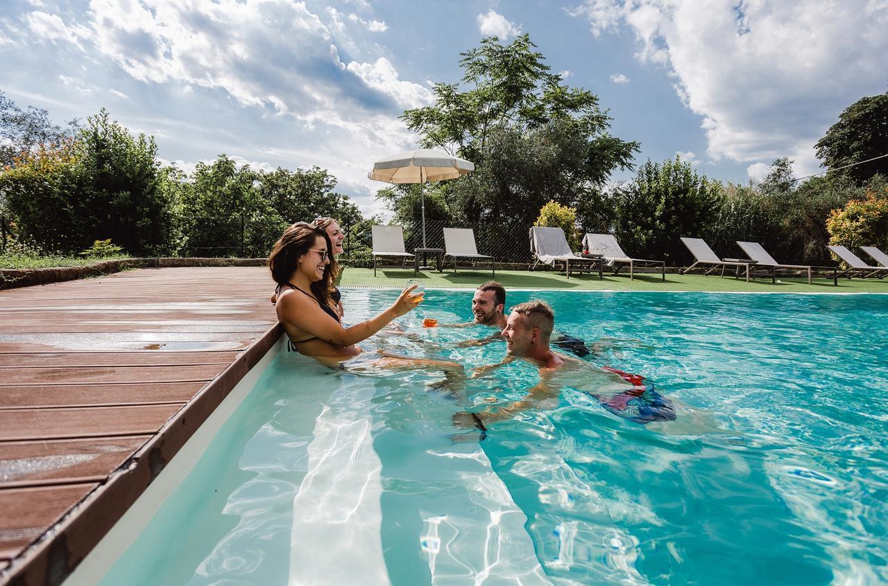 Il Borgo Di Terrensano Aparthotel Siena Bagian luar foto
