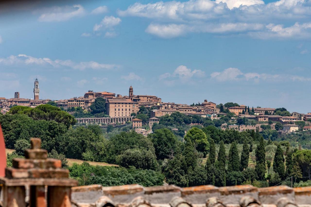 Il Borgo Di Terrensano Aparthotel Siena Bagian luar foto